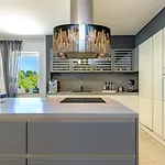 Villa Valhalla *