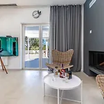 Valhalla Villa