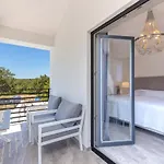Valhalla Villa *