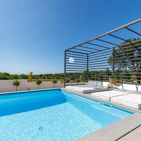 Valhalla Villa