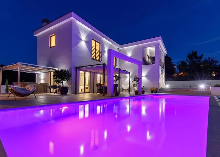 Valhalla Barat (Rovinj)